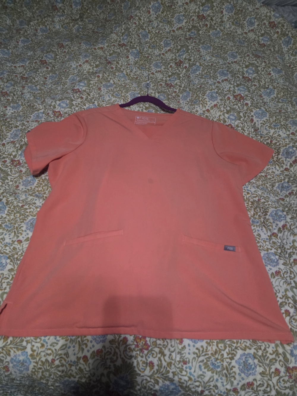 FIGS Women's V-Neck Medical Scrub Top And Jogger Set in Sunset Drift